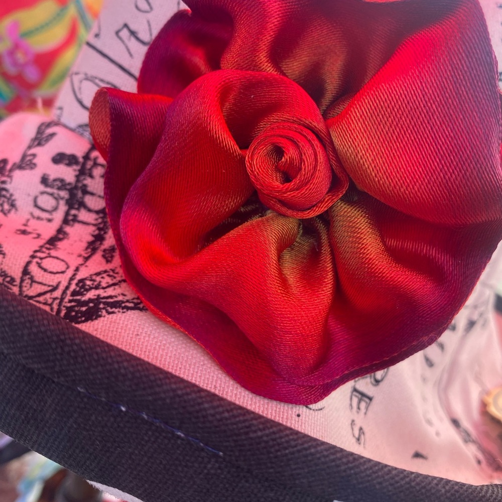 Handcrafted Rose Pin. Hat Brooch. Jacket Accessory.Hair Pin Women’s Accessory - Picture 5 of 7